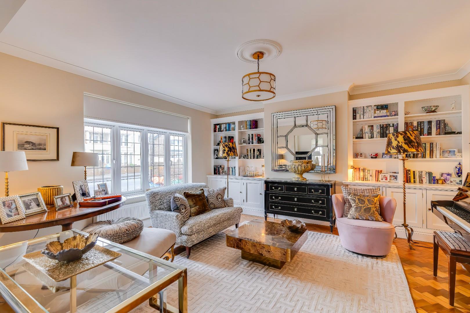 Victoria Avenue, Porthcawl, Bridgend County Borough, CF36 3EY